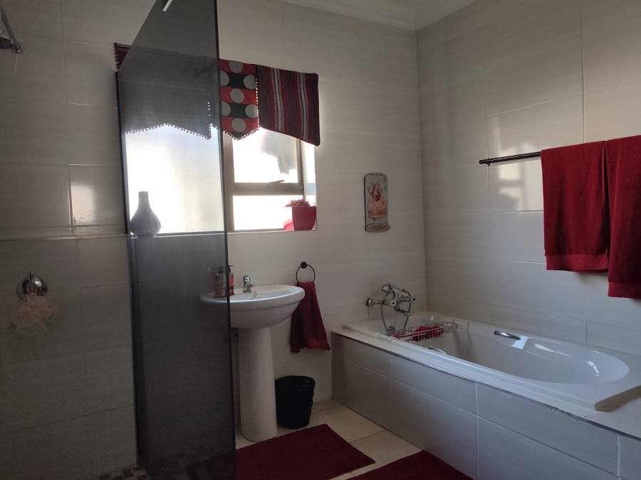 3 Bedroom Property for Sale in Koster North West